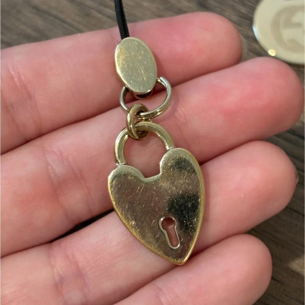 Gucci Sherry Line & Silver Heart Lock Keychains Bundle